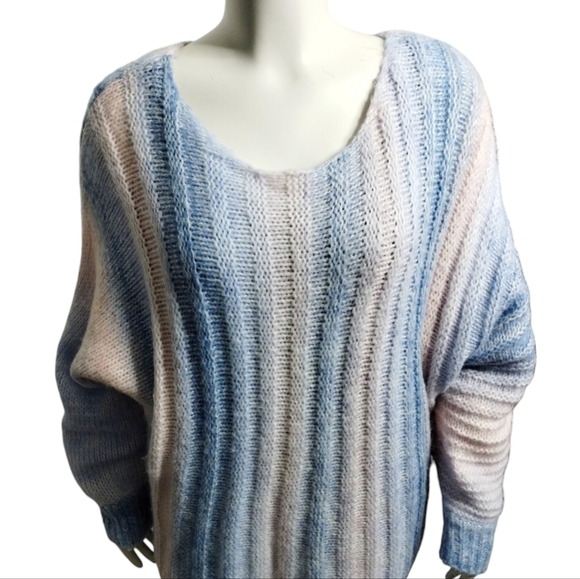 Vine & Love Women's Chunky Oversized Doman Sleeve Ombre Knit Sweater size L Soft - Picture 2 of 11